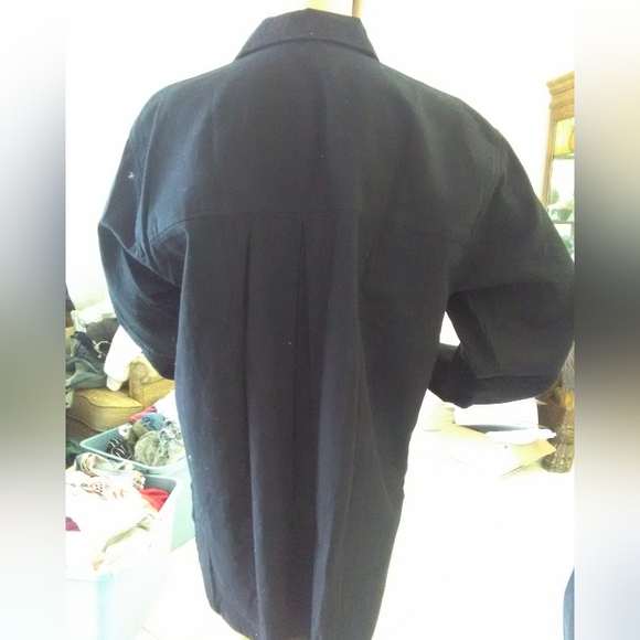 BNWT BLACK DRESS SHIRT LADIES BY BETTER UNSAID SZ. LG W / METAL ON POCKETS - Picture 4 of 9